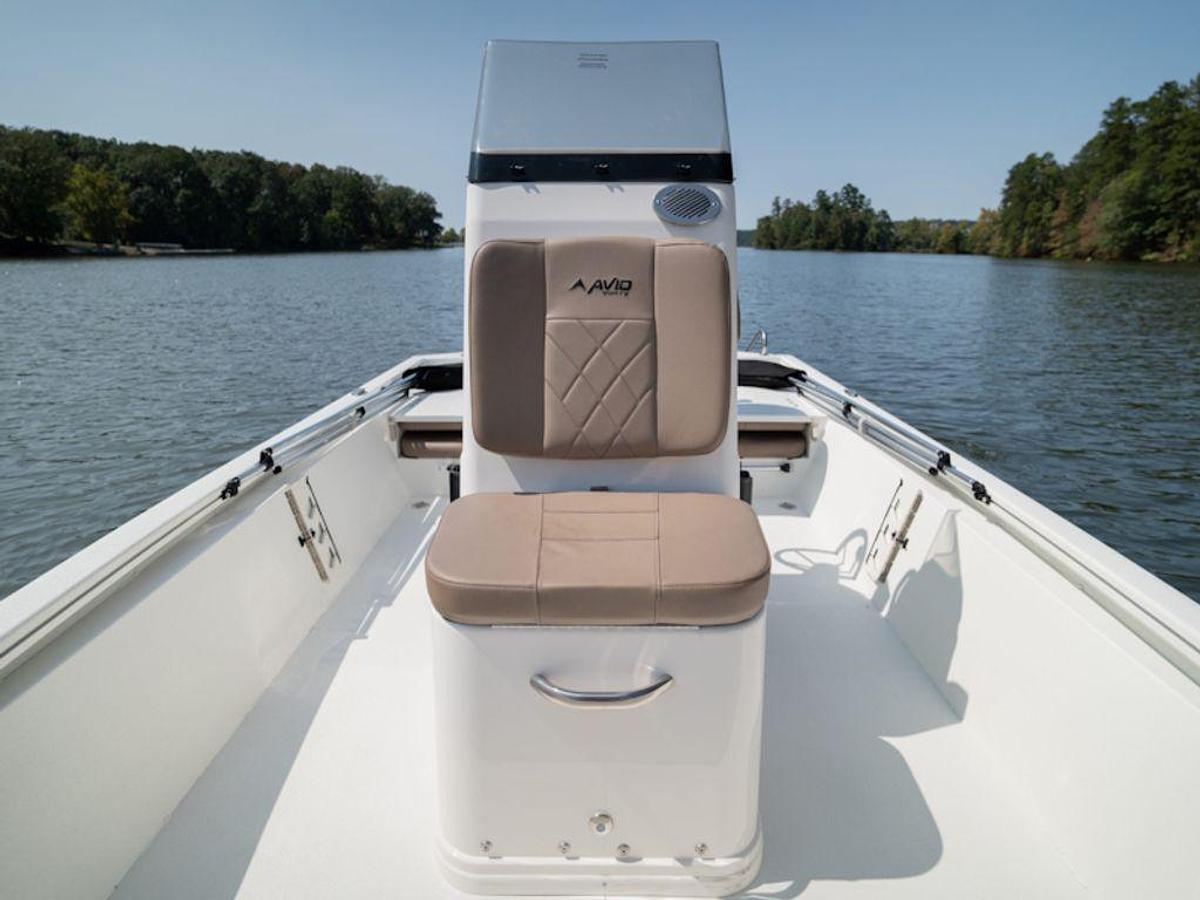 2025 Avid Boats 19 FSX Base