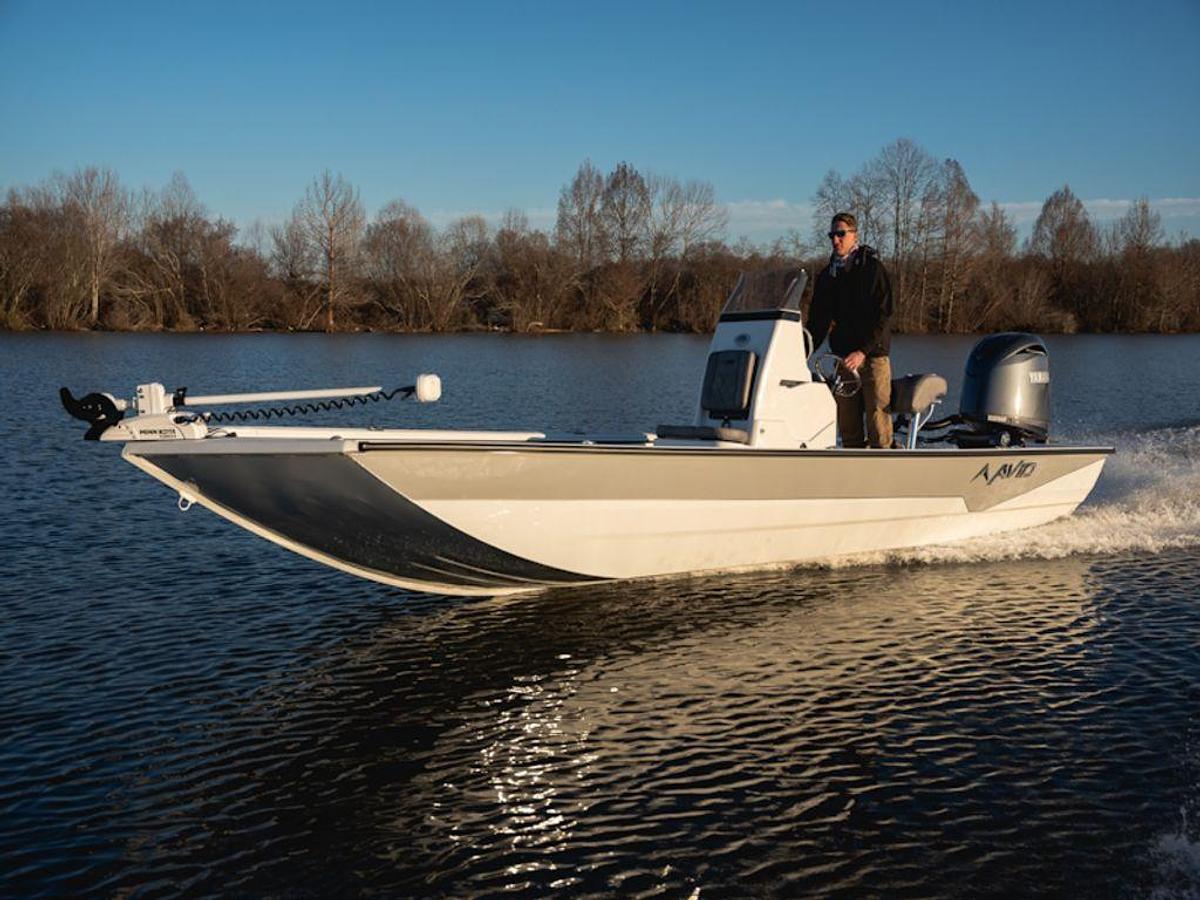 2025 Avid Boats 22 Recon Base