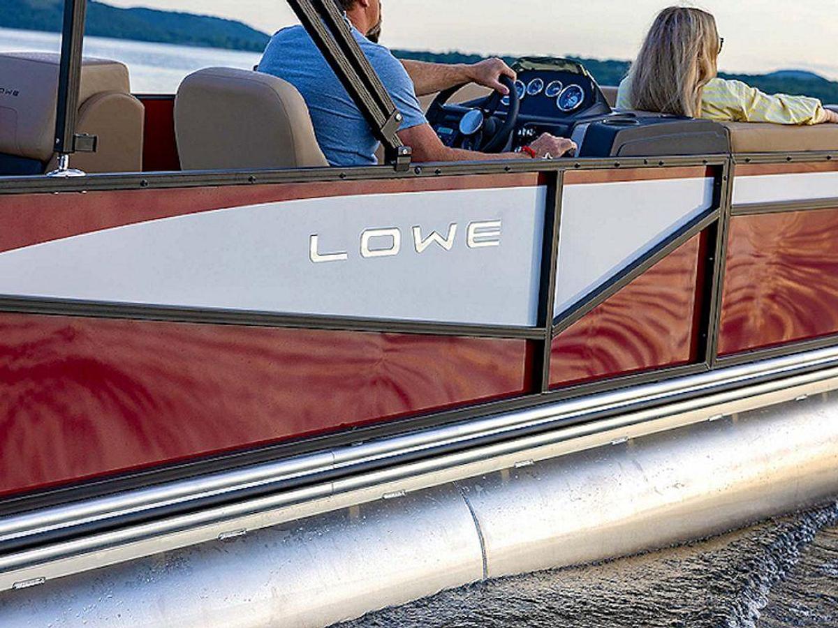 2026 Lowe Boats LS 210 Base