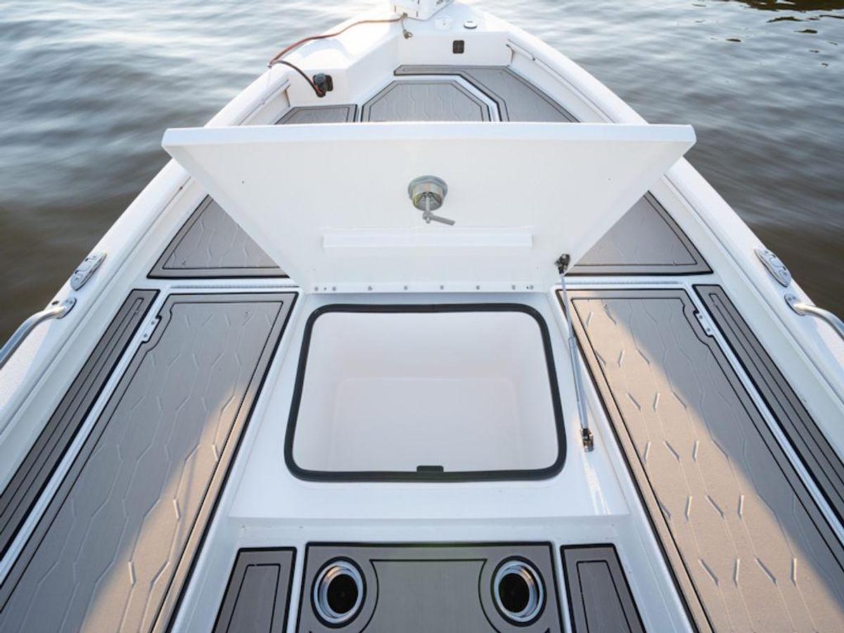 2025 Avid Boats 21 Fusion Base