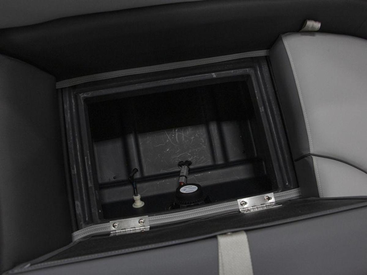 2025 Veranda VF22F2 Deluxe Tri-Toon