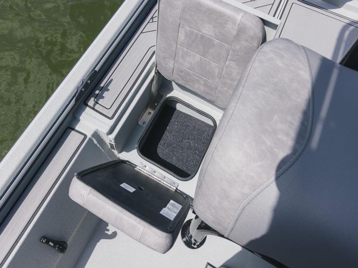 2025 Avid Boats 20 Rogue CC Base