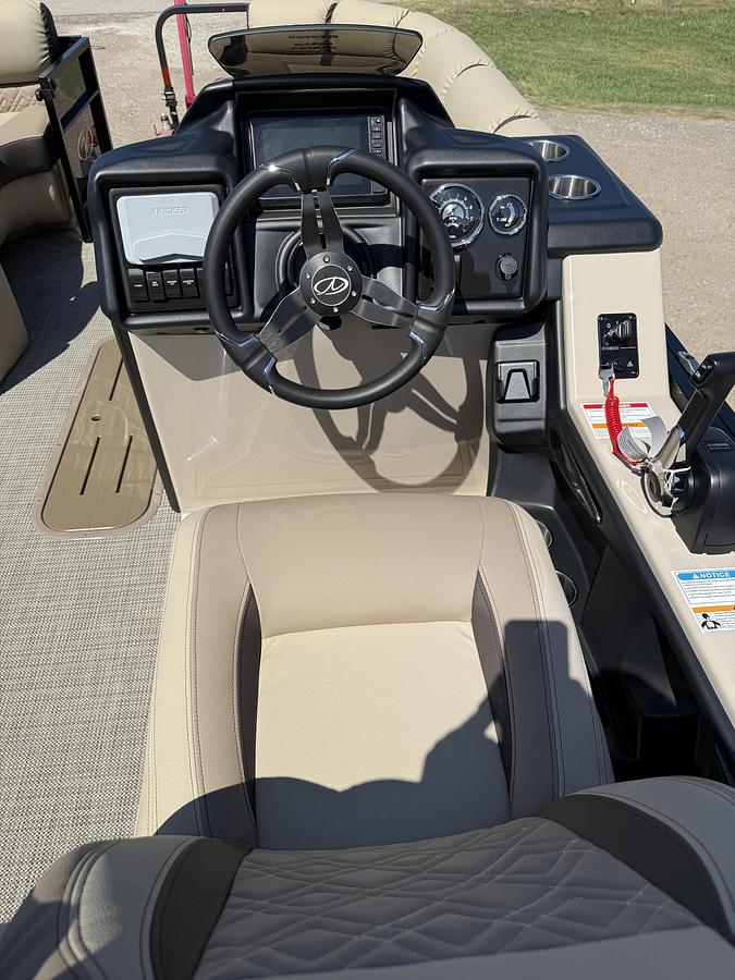 2027 VERANDA VR22RCP