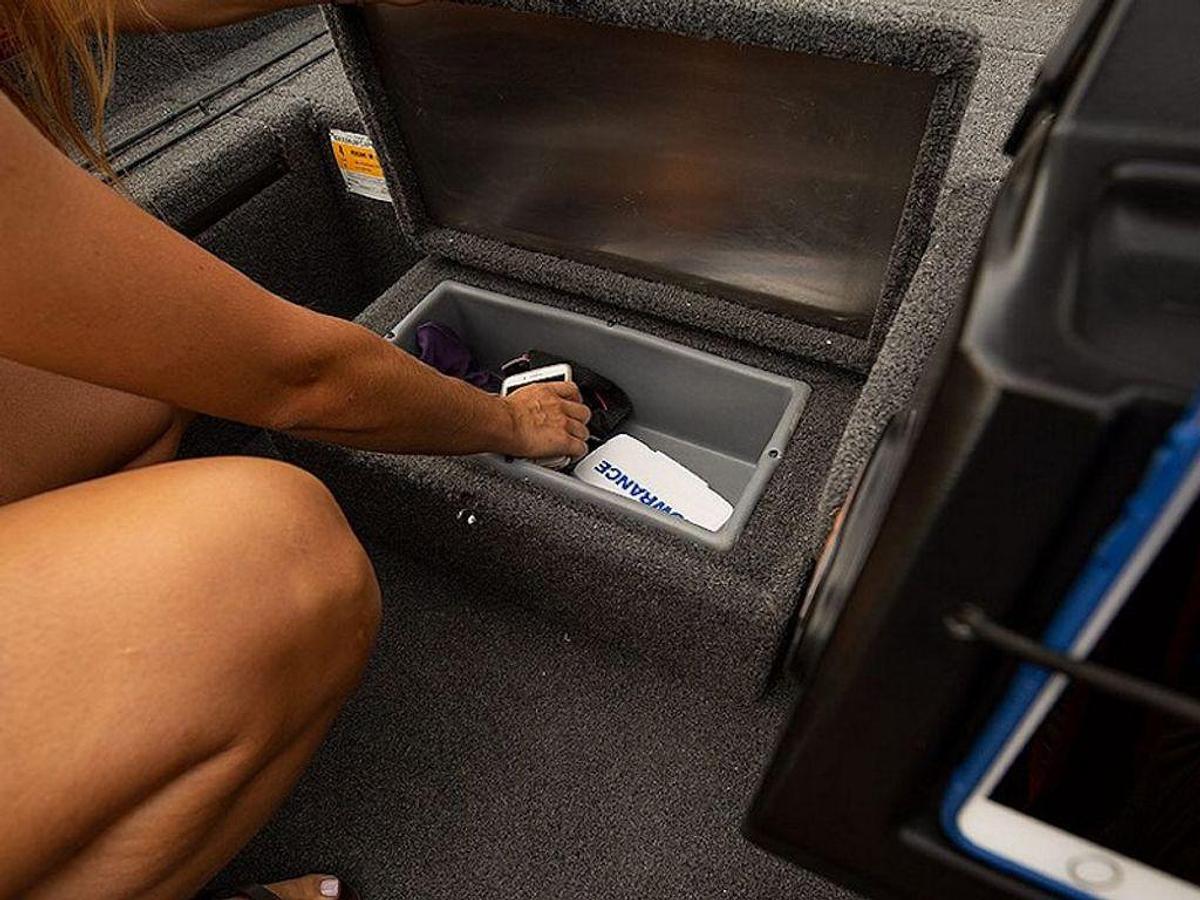 2026 Lowe Boats Skorpion 17 Base