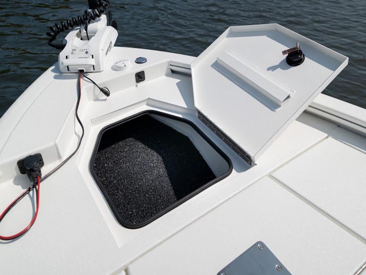 2025 Avid Boats 19 FSX Base