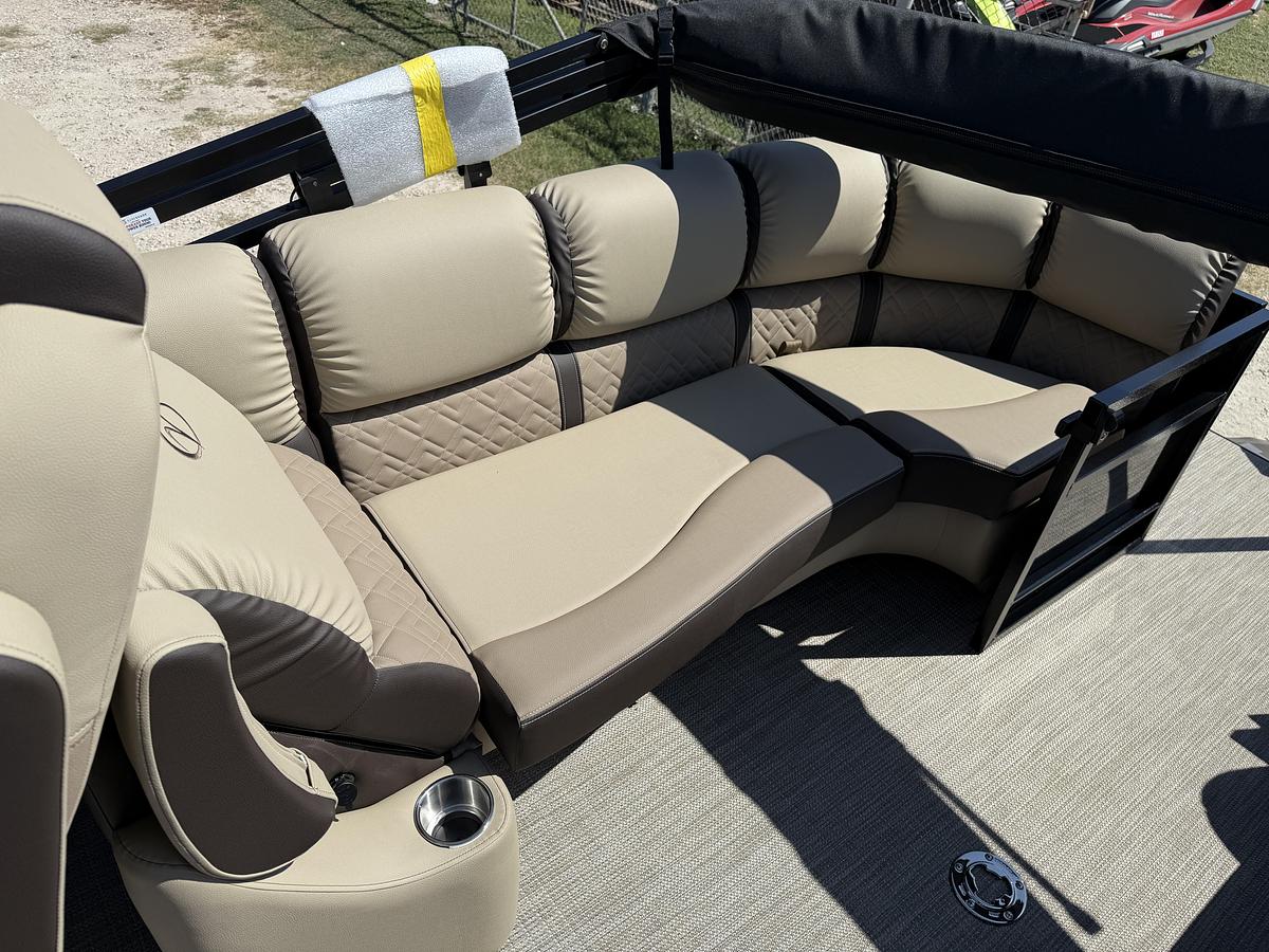 2027 VERANDA VR22RCP