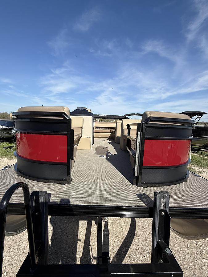 2026 Veranda VR235F2