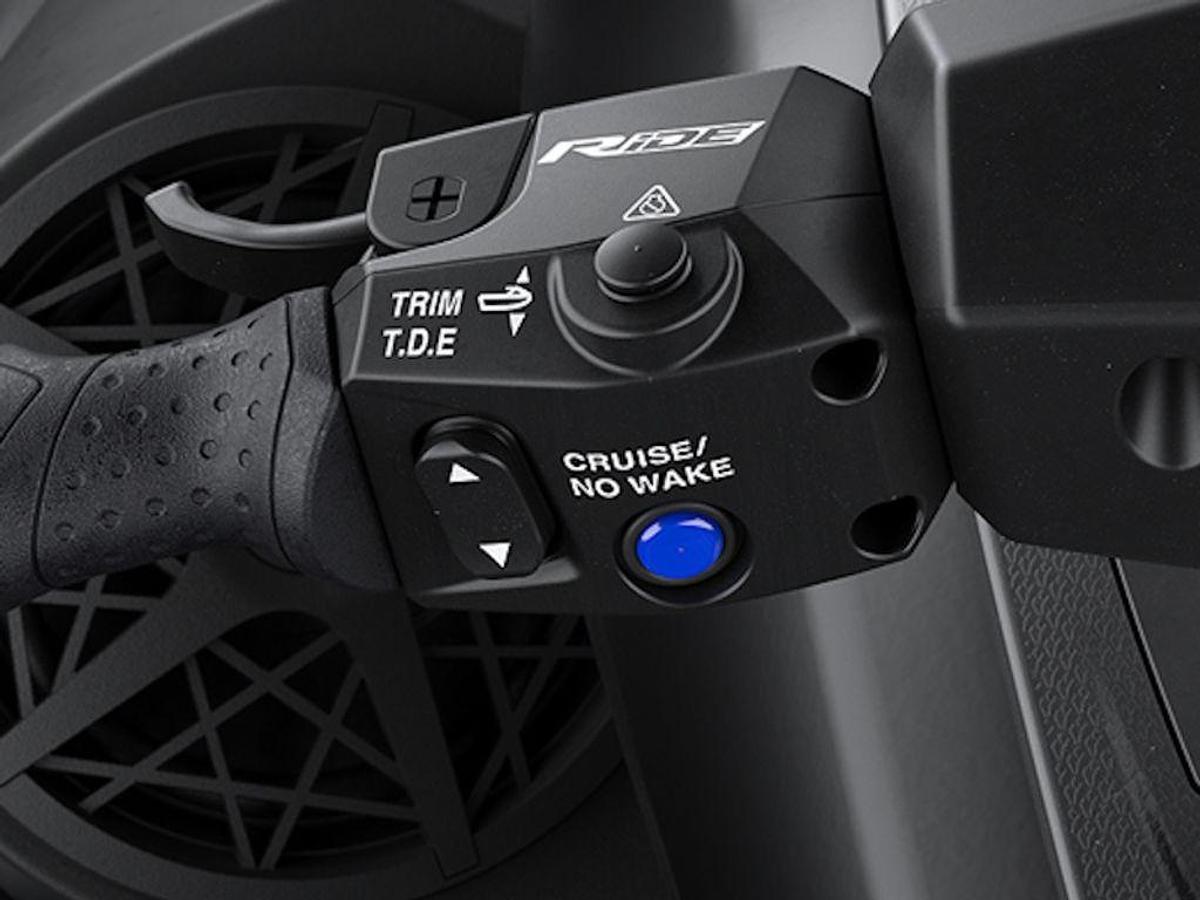 2026 Yamaha WaveRunners FX® Limited SVHO® Base