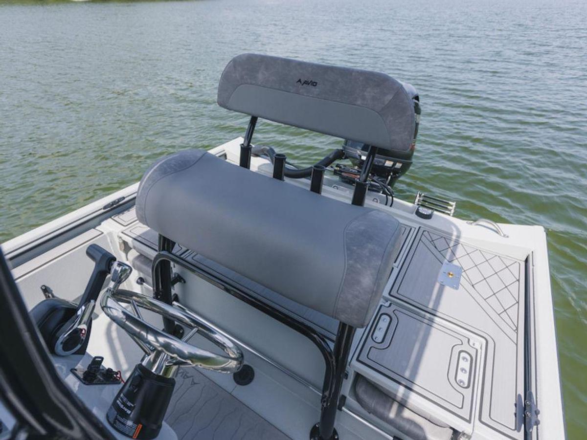 2025 Avid Boats 20 Rogue CC Base