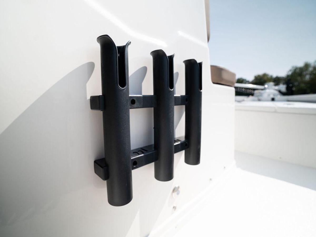 2025 Avid Boats 19 FSX Base