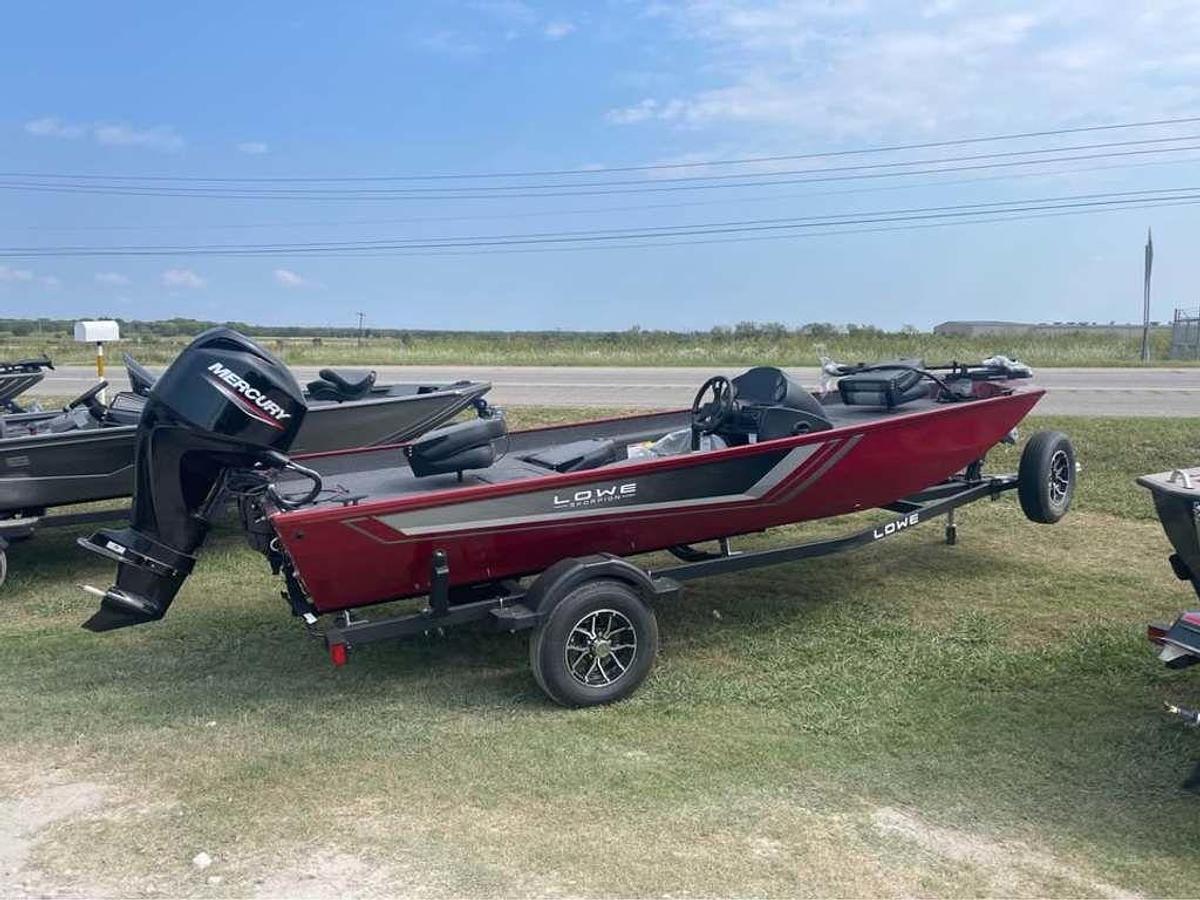 2026 Lowe Boats Skorpion 17