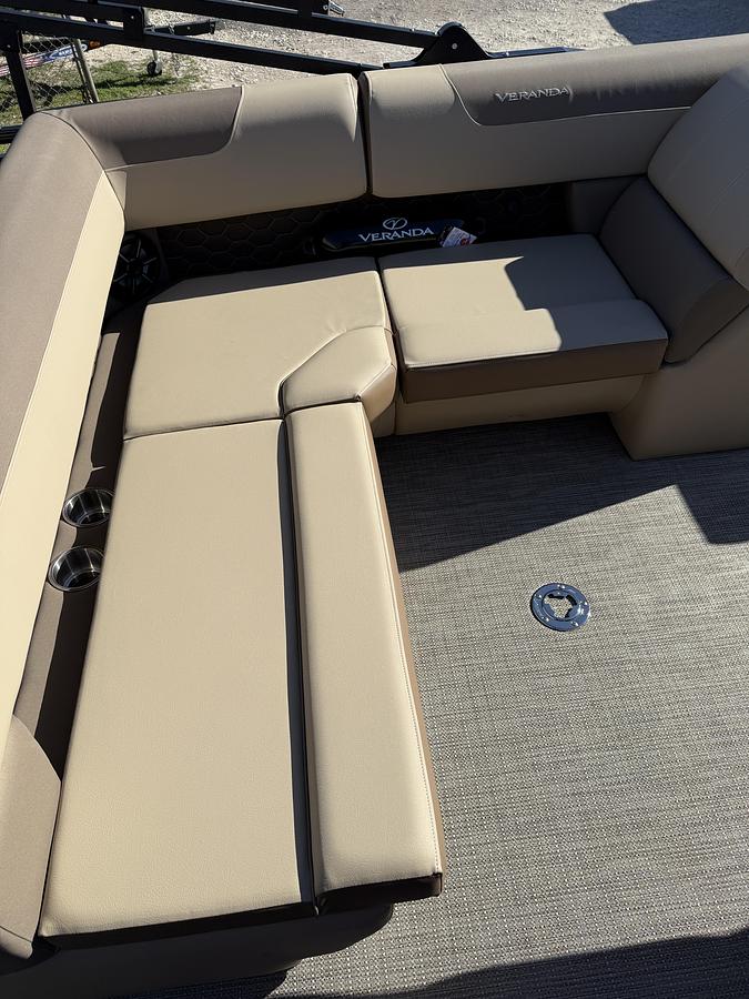 2026 Veranda VR235F2