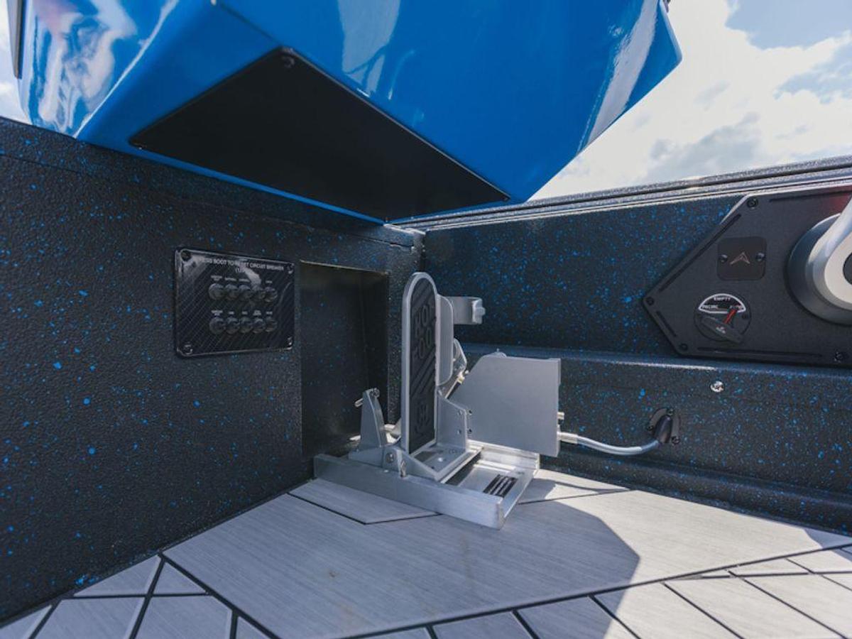 2025 Avid Boats 20 Vertex Base