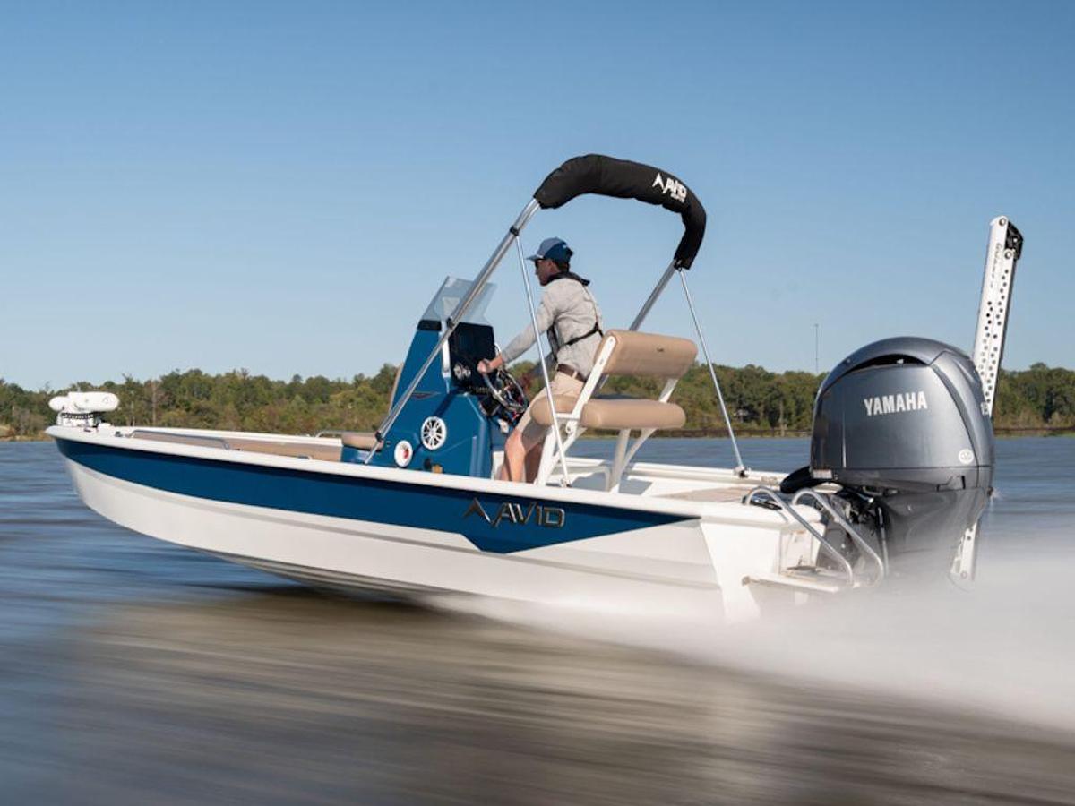 2025 Avid Boats 21 Fusion Base