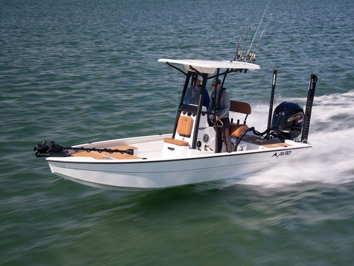 2025 Avid Boats 23 Mag Base