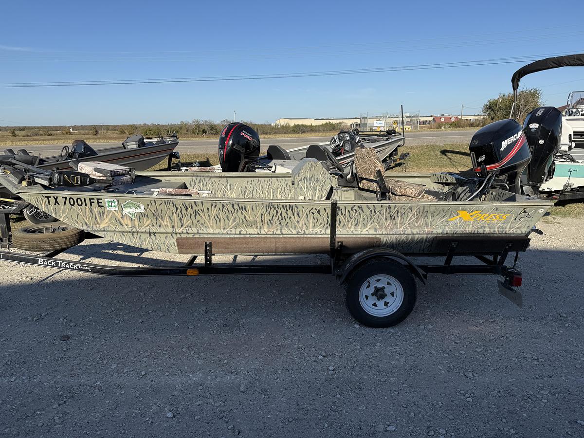 Used 1999  Xpress  1650SC