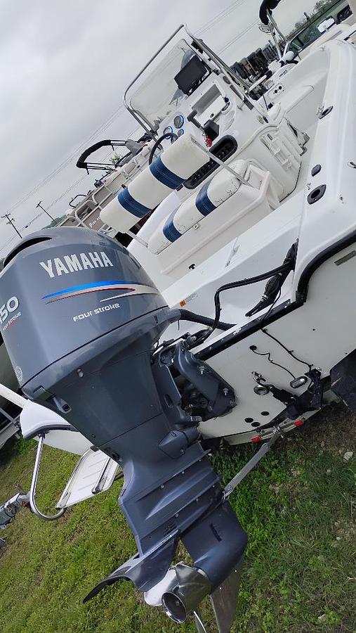 Used 2005 Champion 190 Bay