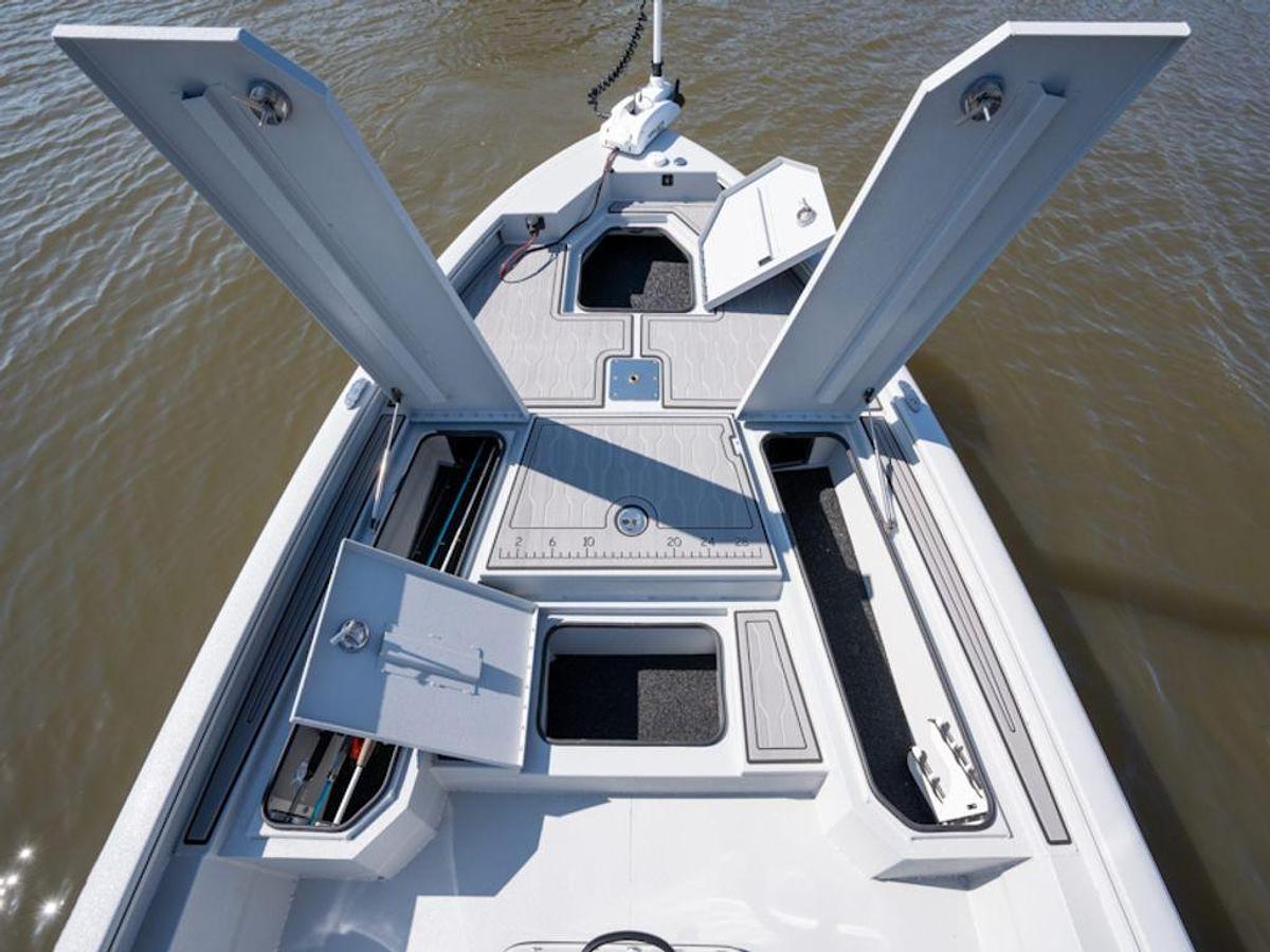 2025 Avid Boats 21 Mag Base