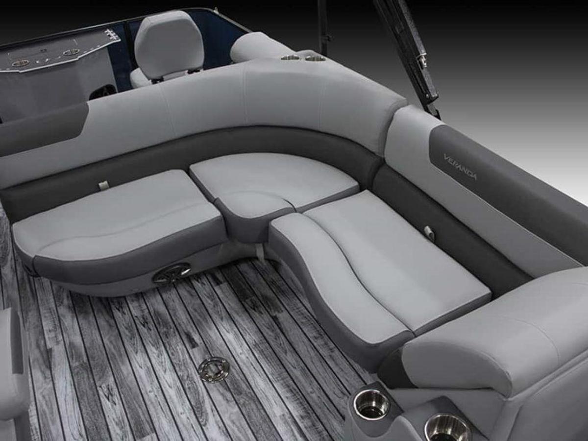 2025 Veranda VF22F2 Deluxe Tri-Toon