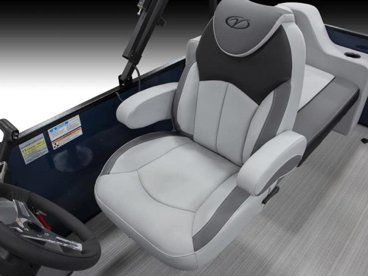 2025 Veranda Vista20RC Tri-Toon