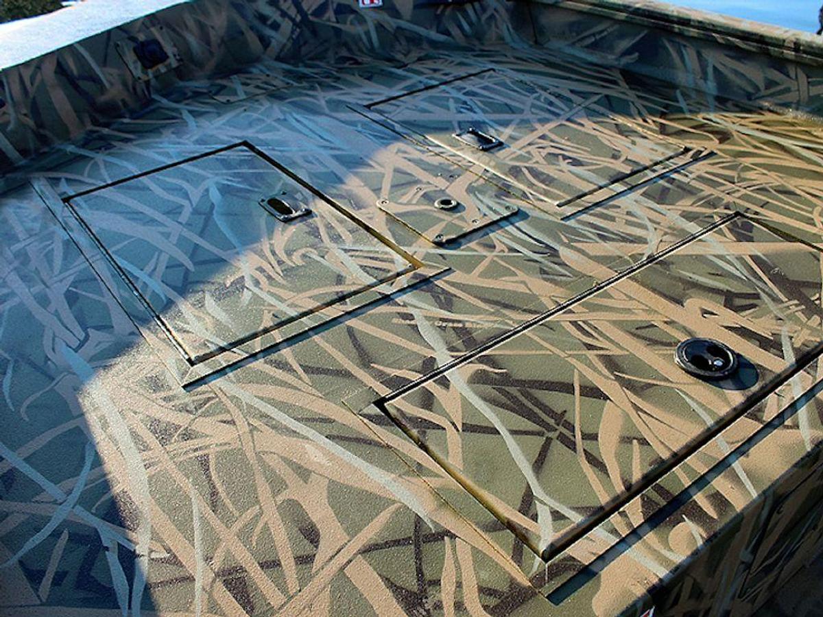 2026 Lowe Boats RX17DT Base