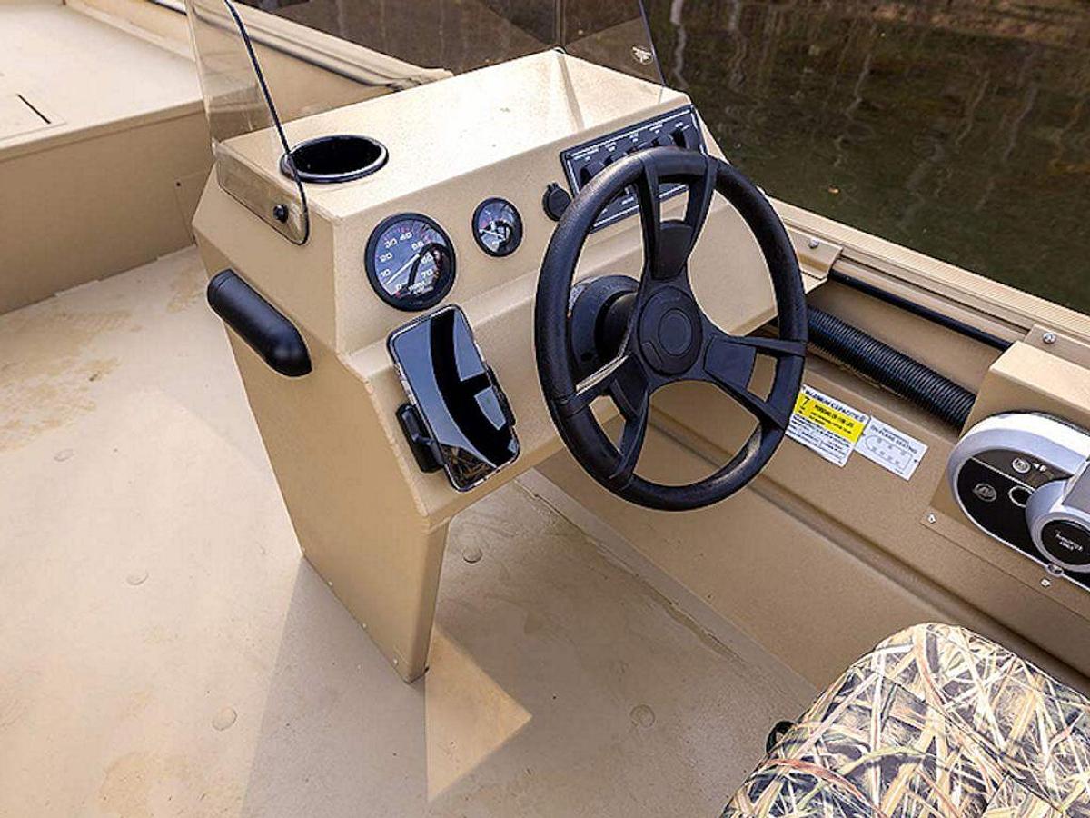 2026 Lowe Boats RX1860 SC Base