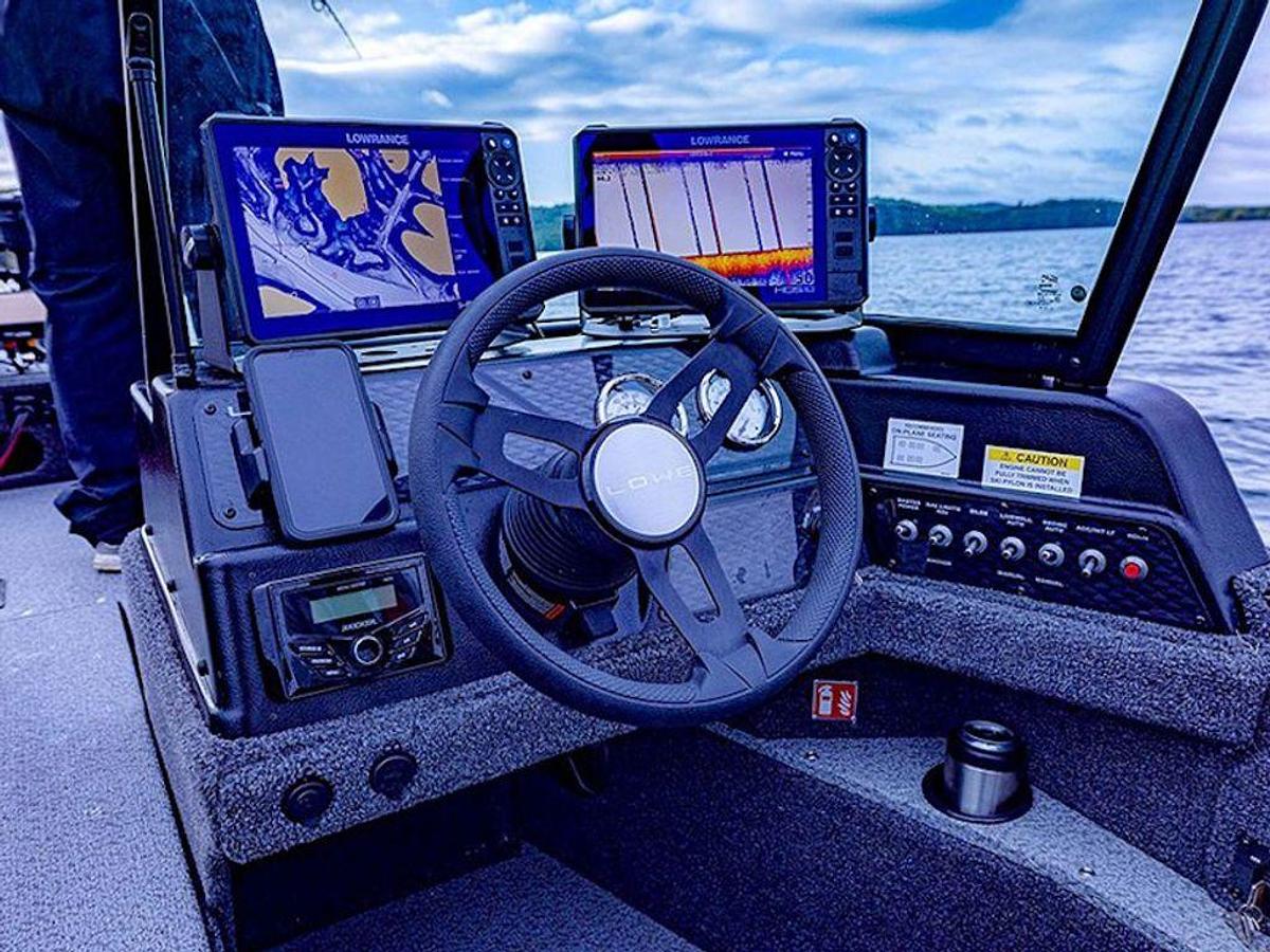 2026 Lowe Boats FM1875 Base