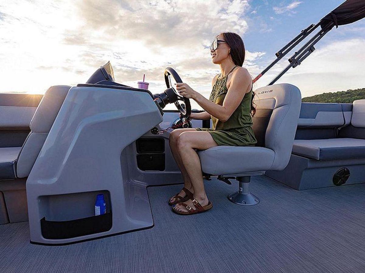 2026 Lowe Boats LS 210 WT TL