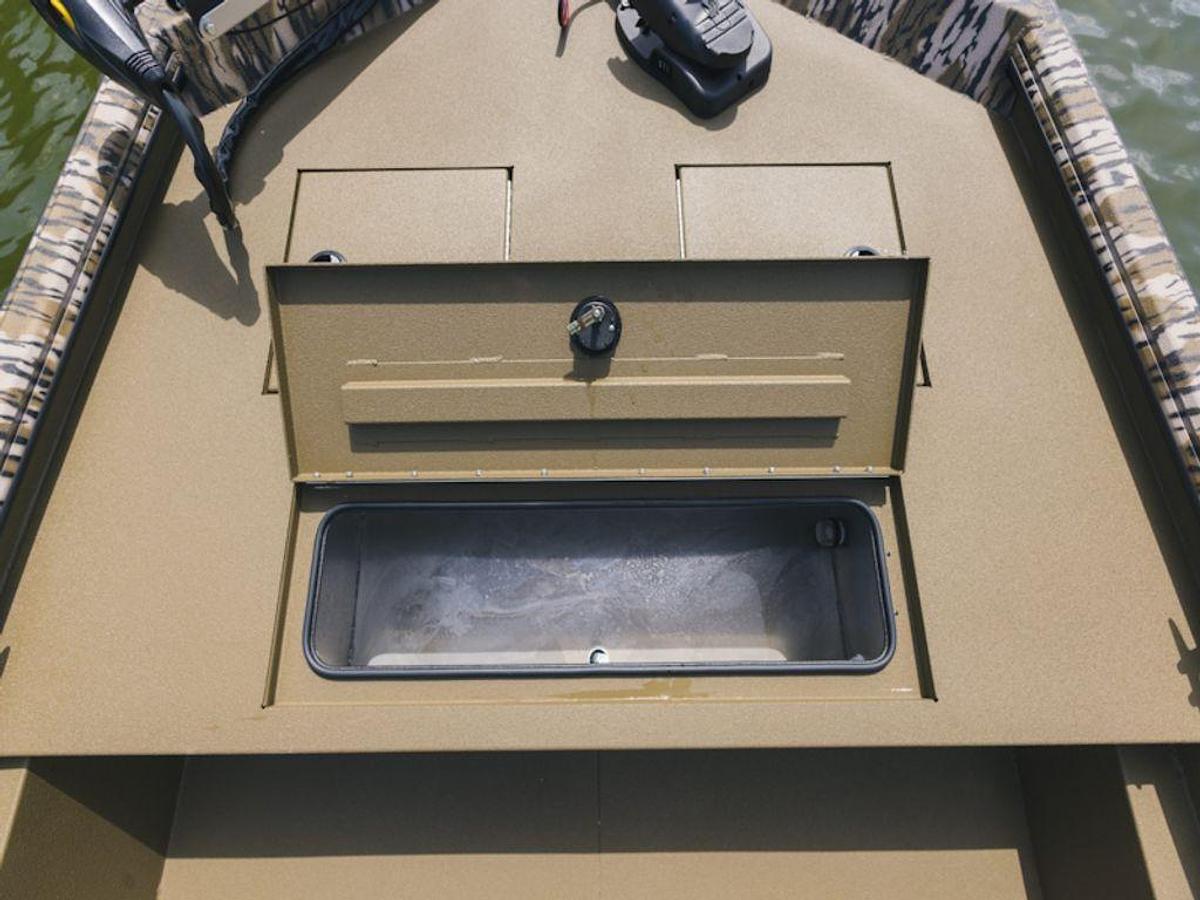 2025 Avid Boats 18 Rogue SC Base