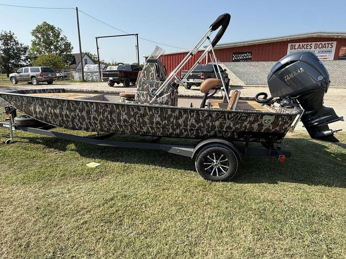 2026 Avid Boats 20 Rogue CC