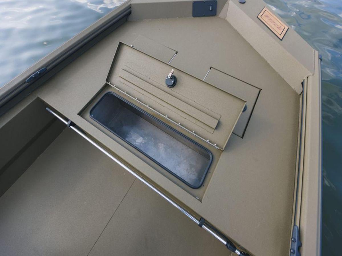 2025 Avid Boats 18 Rogue CC Base