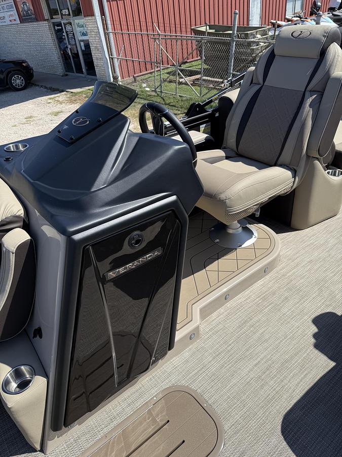 2027 VERANDA VR22RCP