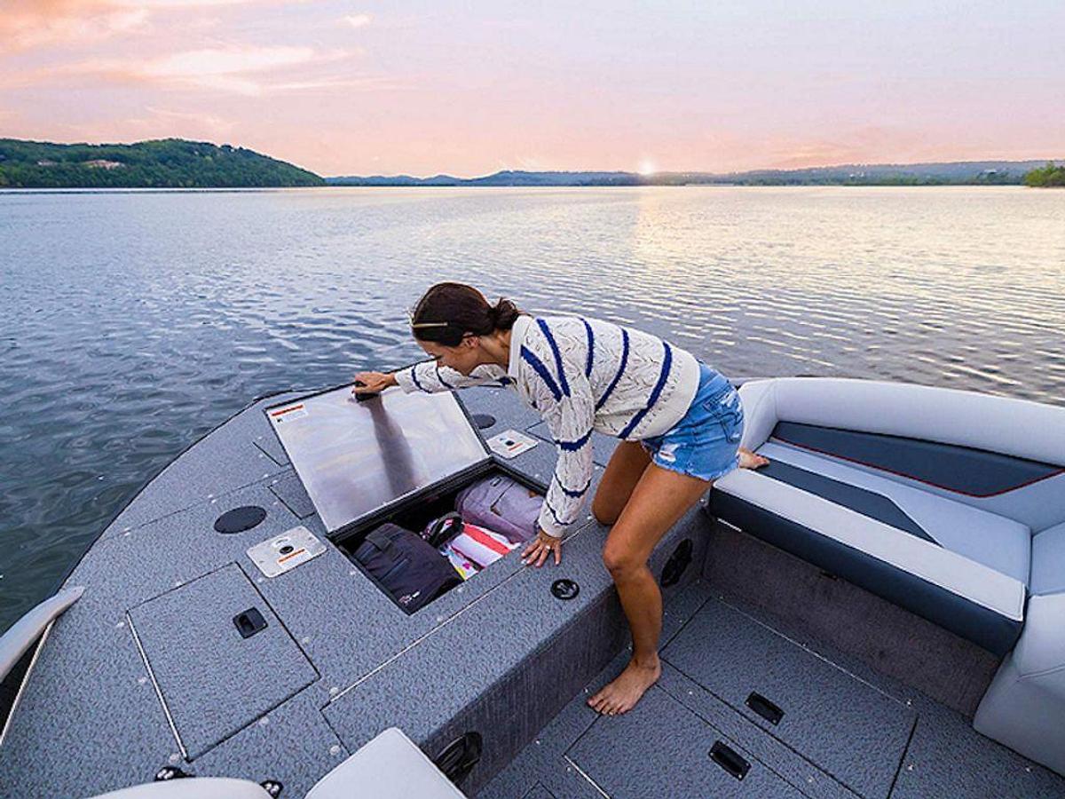 2026 Lowe Boats SD224 Base