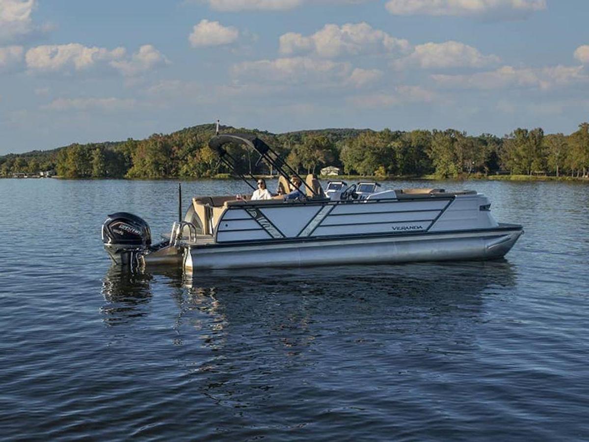 2025 Veranda VX25DCRC Luxury Tri-Toon