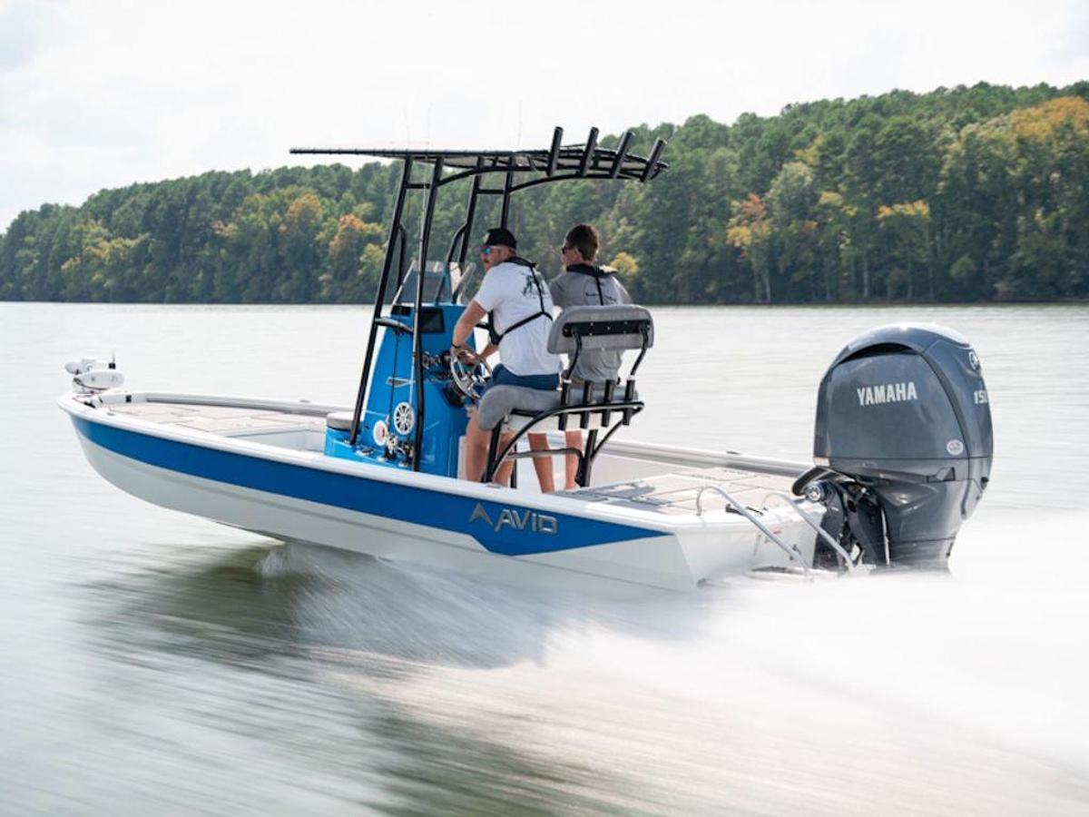 2025 Avid Boats 23 FSX Base