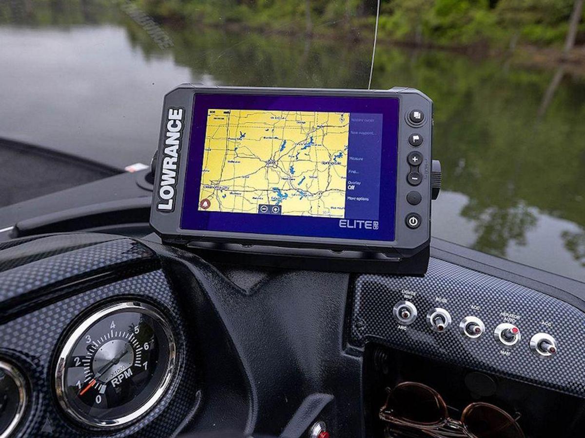 2026 Lowe Boats FM 1675 SC Base