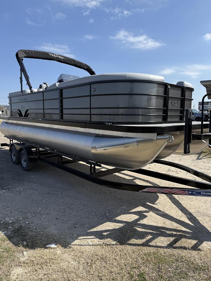 Used 2026  Veranda Vista View 22XRC