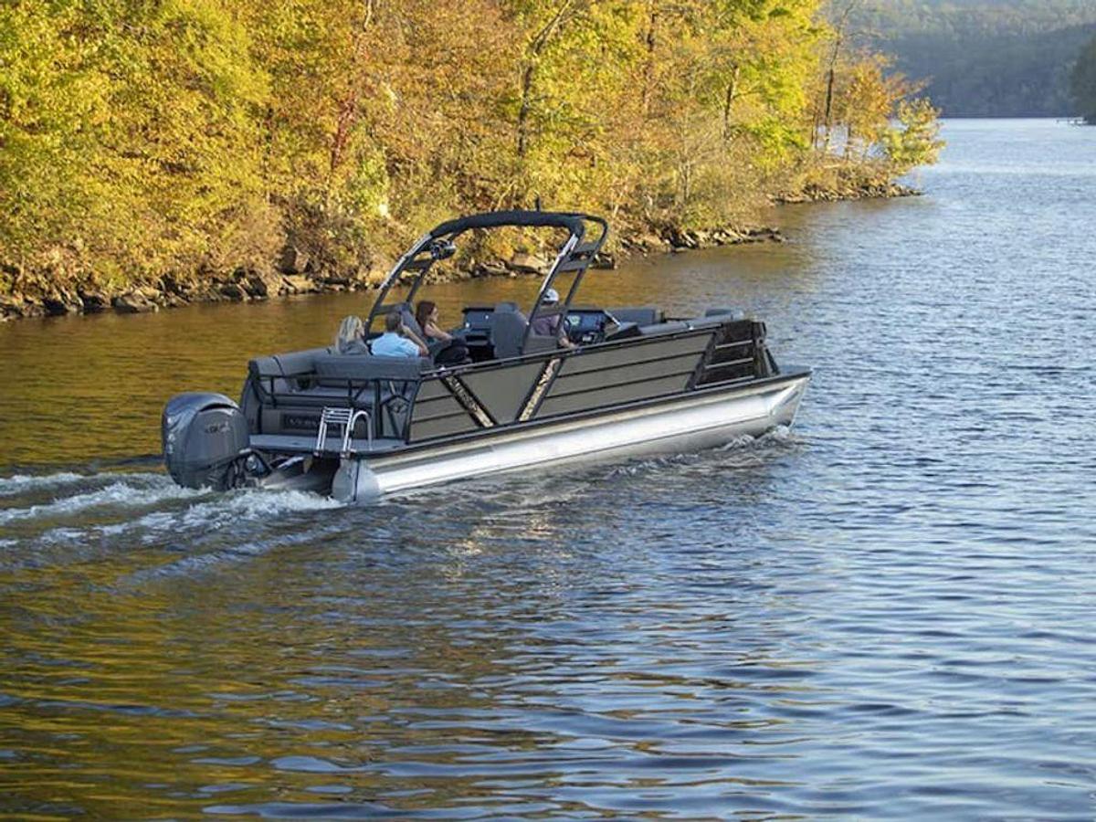 2025 Veranda VX25DCVL Luxury Tri-Toon