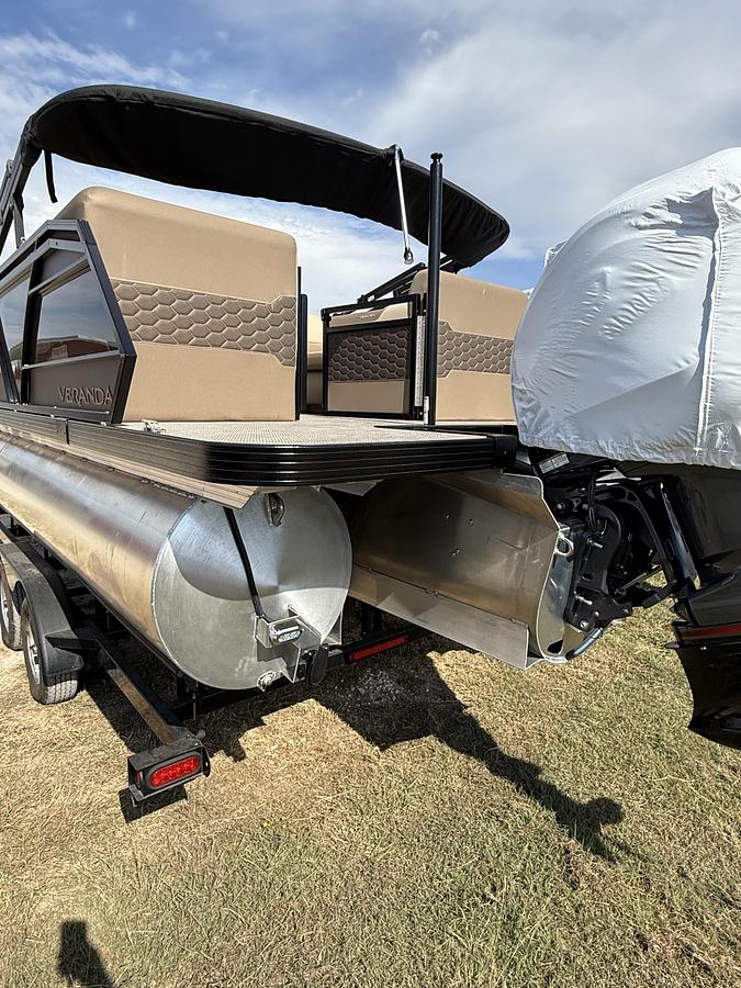 2026 Veranda VR235RC