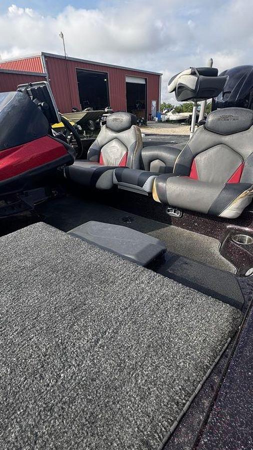 Used 2017 Skeeter ZX250