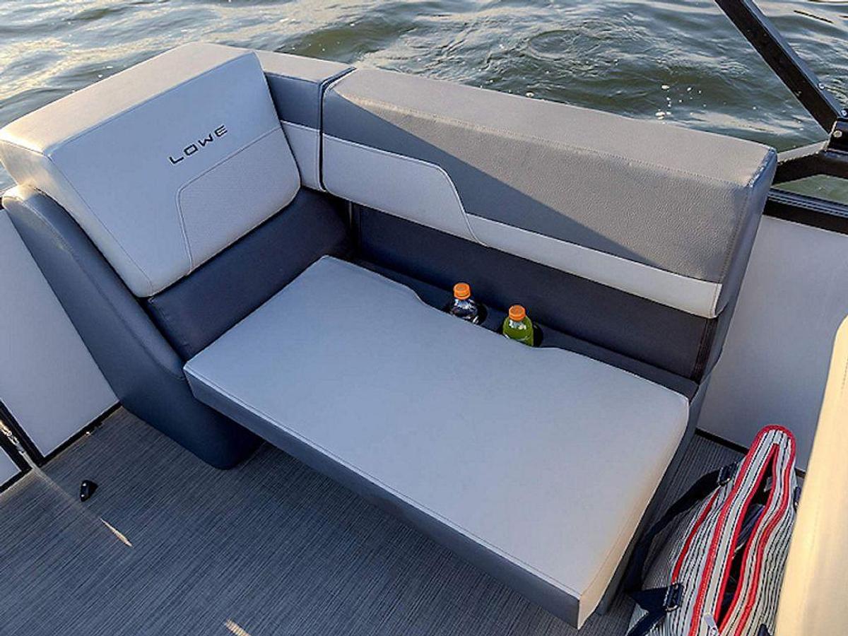 2026 Lowe Boats LS 210 WT Base