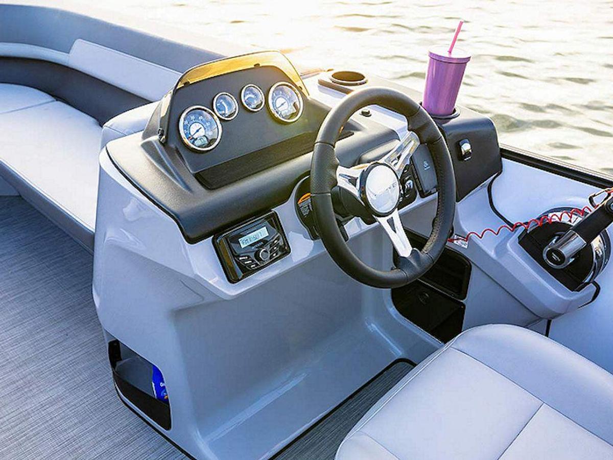 2026 Lowe Boats LS 230 WT TLX