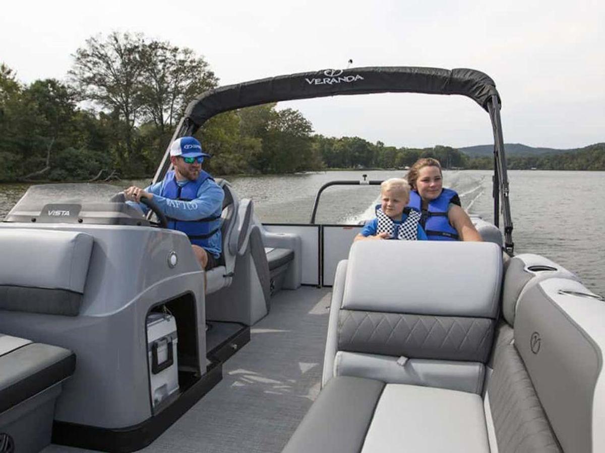 2025 Veranda VS22RC Tri-Toon