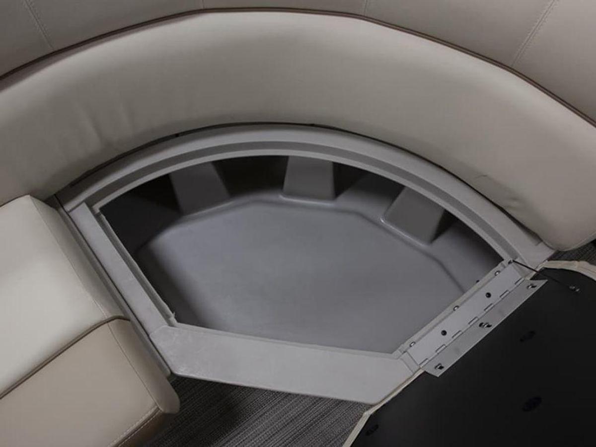 2025 Veranda Vista22RC Tri-Toon