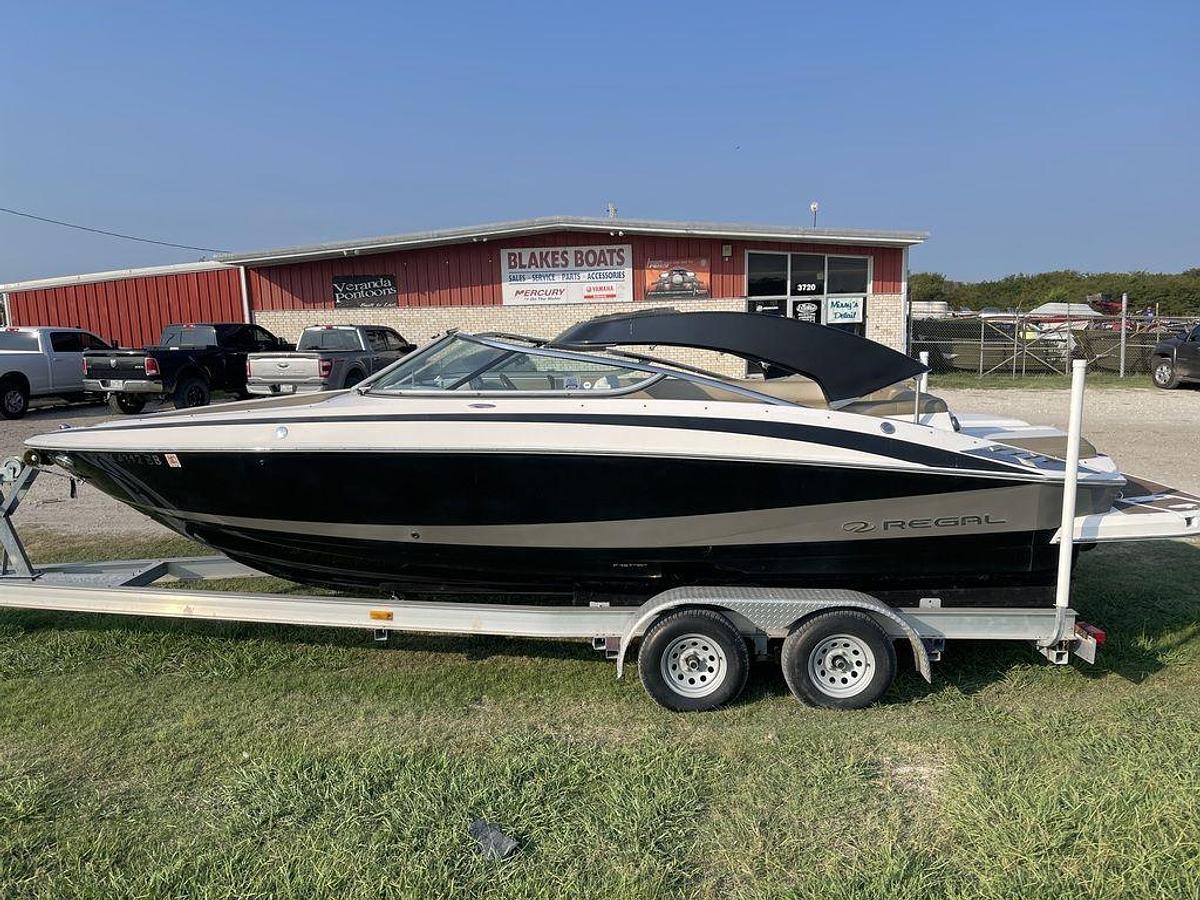 Used 2010 Regal 2500