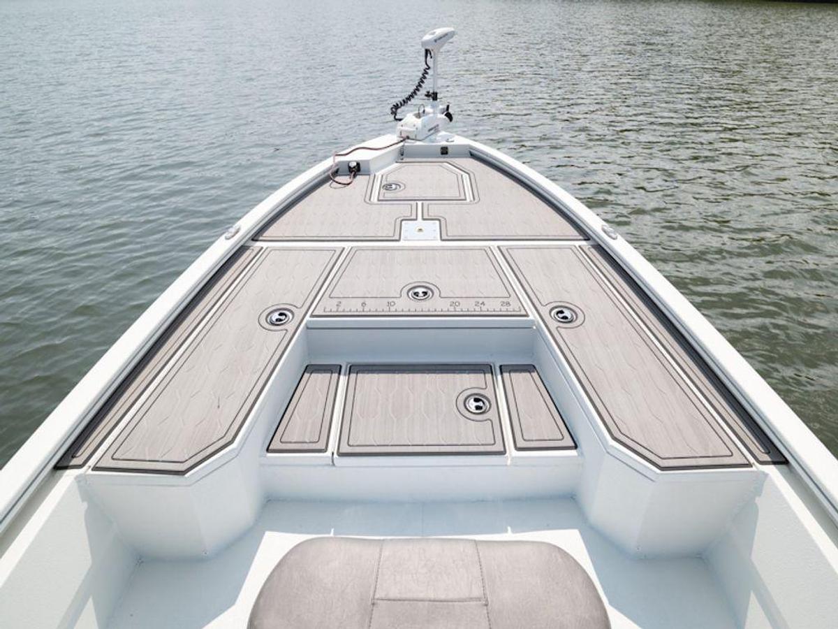 2025 Avid Boats 23 FSX Base