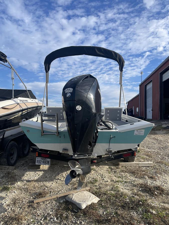 Used 2021 Lowe Bay 22