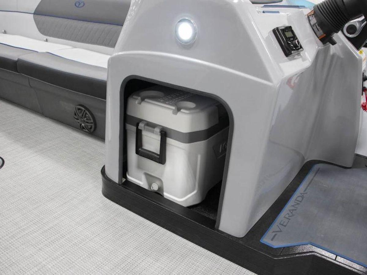 2025 Veranda VS25RC Tri-Toon