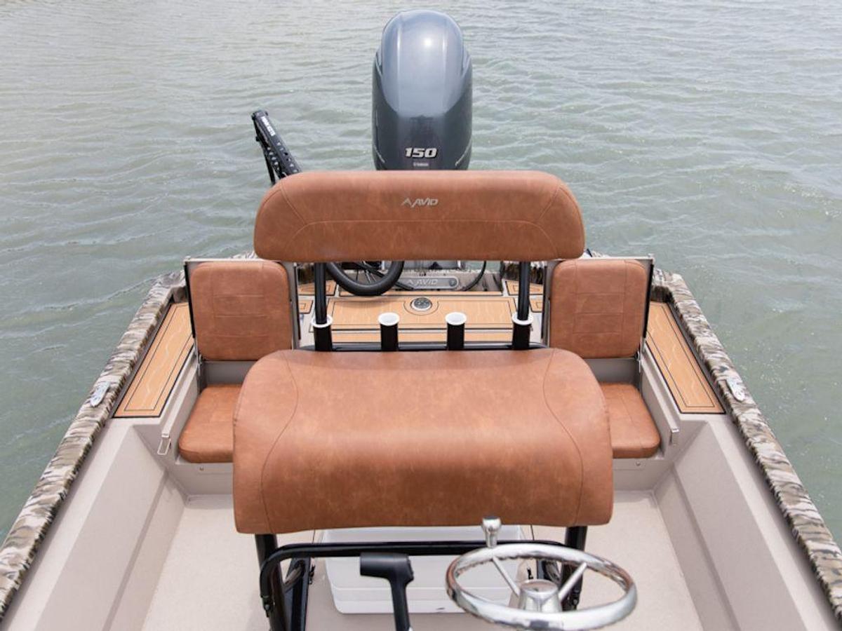 2025 Avid Boats 21 FST Base