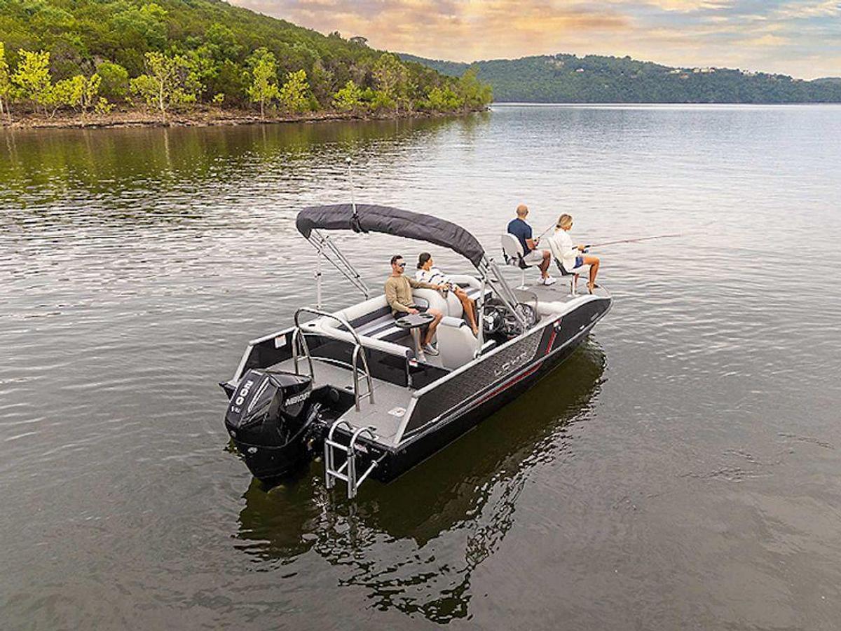 2026 Lowe Boats SD224 Base